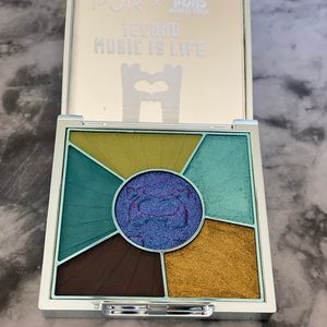 PUR Cosmetics X Trolls World Tour Techno